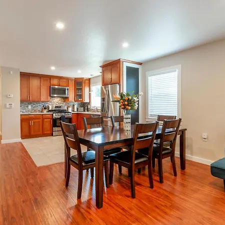 @ Marbella Lane 3Br Upper Level House In Downtown San Jose Apartment